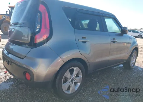 2017 Kia Soul z USA, uszkodzony, nr VIN KNDJN2A22H7442816